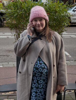 Barbara Sloesen Instagram - Note to self: kijk geen castingfoto’s tijdens de laatste weken van je zwangerschap. 
Note to Joost: laat nu even geen foto’s zien van de laatste weken van de zwangerschap.