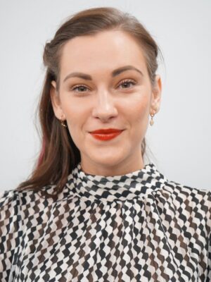 Barbora Jánová Instagram - Mezi hvězdami ztracená
Hledám východ
Hledam vstup
Hledám cestu
Mezi hvězdami ztracená
Učím se milovat
S hvězdami v bezčasí
S životem v zázracích
S osudem v tajemství
Mezi hvězdami ztracená
Tmou pohlcená
Světlem obklopena
Učím se být
Ucim se žít🤍
@skultetyvladimir @jamcasting diky 😍