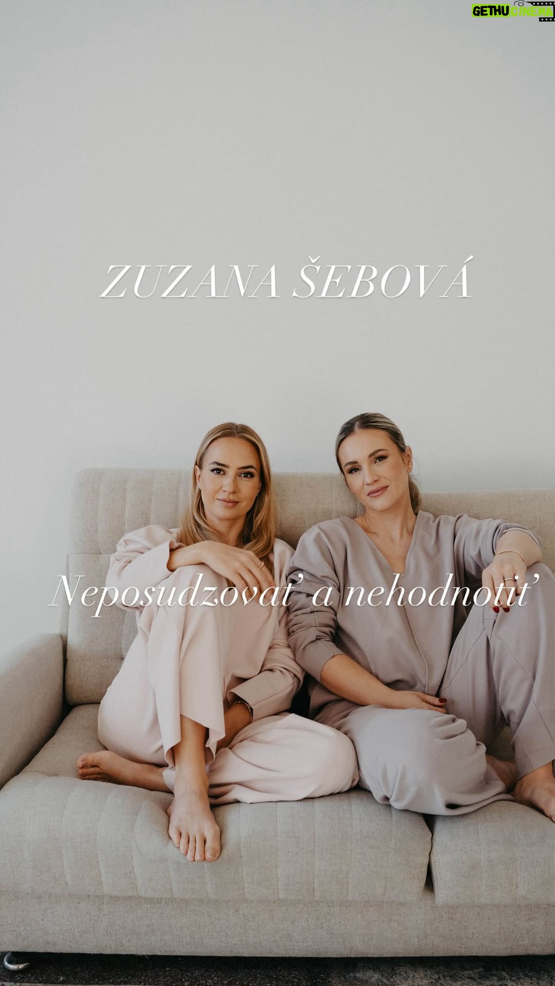 Barbora Krajčírová - 12.8K Likes - Keby sme si mali dať do nového roka nejaké predsavzatie, mohlo by pokojne znieť aj takto. 
Najnovšiu epizódu so @zuzikesebova najdete už online na YT aj Spotify. #samaseboupodcast