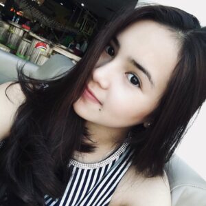Beby Tsabina Instagram - Joining the 2016 trend 😆