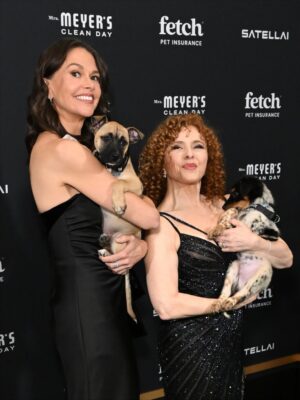 Bernadette Peters Instagram - What a fetching night! 🐾 Huge thanks to our friends at @fetchpetinsurance for hosting the pawty of the season last Monday. We’re so grateful to be one of the evening’s beneficiaries, alongside Broadway Barks, Project Street Vet and Wags & Walks.

The more than $530,000 raised will help ensure pets and their people receive compassionate, life-affirming care and companionship.

And a special thank you to the evening’s dazzling performers - Sutton Foster, Bernadette Peters, Leslie Odom Jr. and surprise afterparty performer John Legend - for making tails (and hearts) wag all night long. 🐶✨

📸: Craig Barritt and Bryan Bedder for Getty Images
