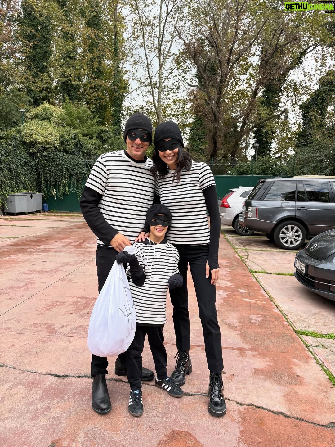 Beyza Şekerci - 3.7K Likes - Ekim Dump💫
