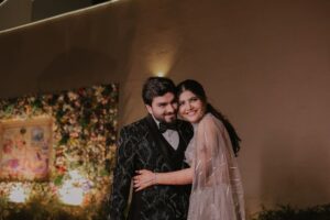 Bhakti Rawal Instagram - Sangeet Night Sparkles ✨
Reliving the crazy day💫
.
.
Sangeet,SangeetNight,wedding,weddingpost,couple