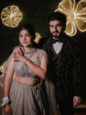 Bhakti Rawal Instagram - Sangeet Night Sparkles ✨
Reliving the crazy day💫
.
.
Sangeet,SangeetNight,wedding,weddingpost,couple