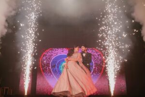Bhakti Rawal Instagram - Sangeet Night Sparkles ✨
Reliving the crazy day💫
.
.
Sangeet,SangeetNight,wedding,weddingpost,couple