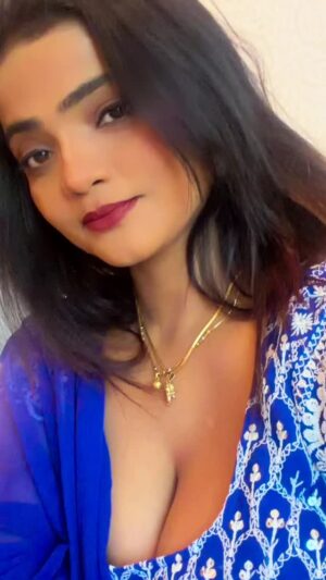 Bharti Jha Instagram - @singhpawan999 
#instagood #viral #reelitfeelit #reelitfeelit #reels