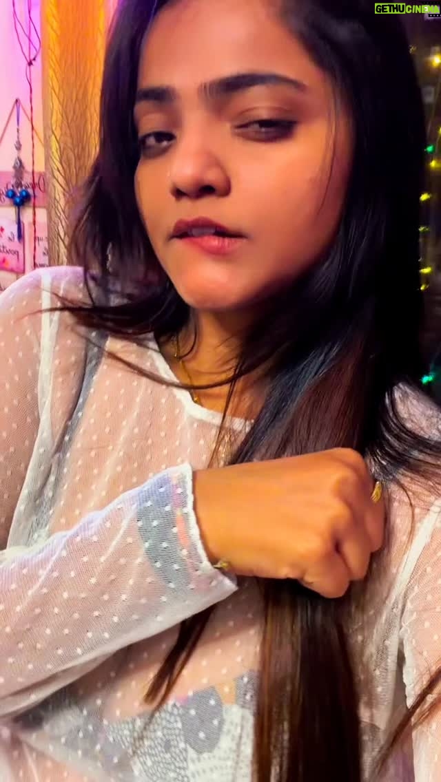 Bharti Jha - 10.4K Likes - Kamariye me peer @khesari_yadav 
#instagood #viral #bhartijha9090 #explore #reels