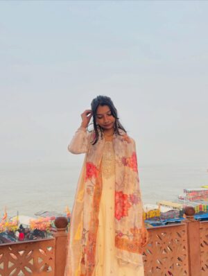Bhumi Sharma Instagram - 😌🤍
#bhumisharma #ayodhya