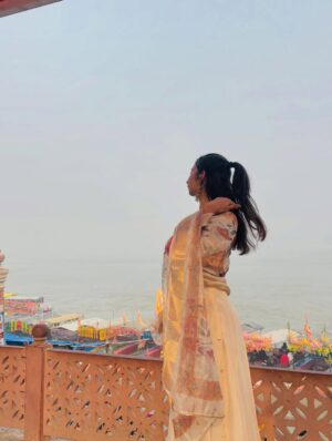 Bhumi Sharma Instagram - 😌🤍
#bhumisharma #ayodhya