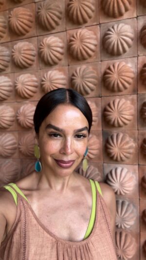 Bibi Gaytán Instagram - Una experiencia inolvidable donde el tiempo se detiene, el alma respira y la mente se desconecta. ❤️Simplemente el placer de vivir el momento 🧘🏻♀️💆🏻🌞 @liveaquasanmiguel @liveaquaoficial #aqualover ✨