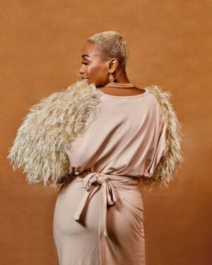 Bimbo Akintola Instagram - I SERVE THE MOST HIGH....JEHOVAH
Outfit:@irolagos