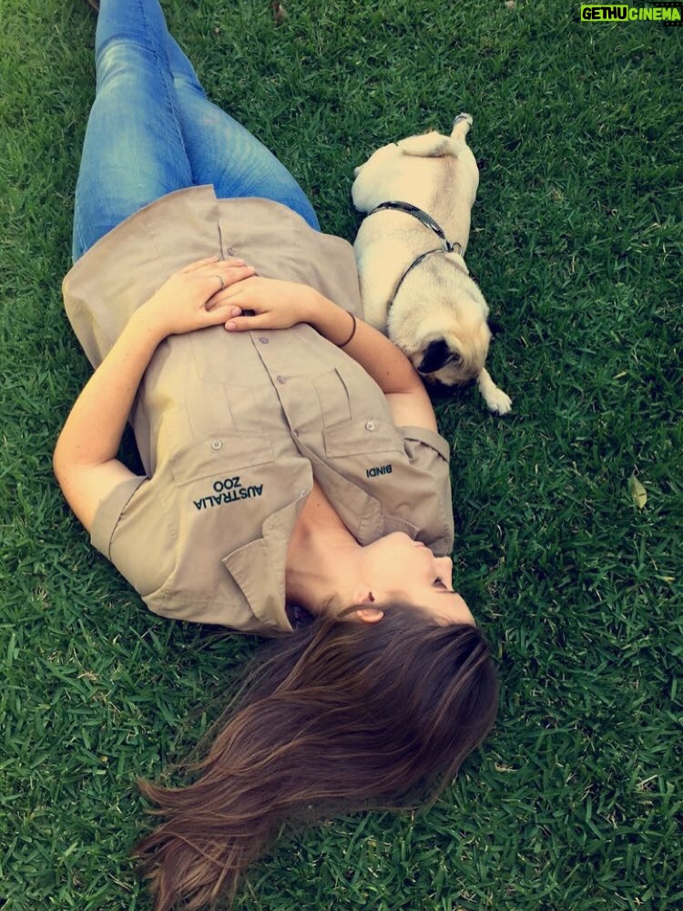 Bindi Irwin - 278.1K Likes - A glimpse into my 2016 camera roll…