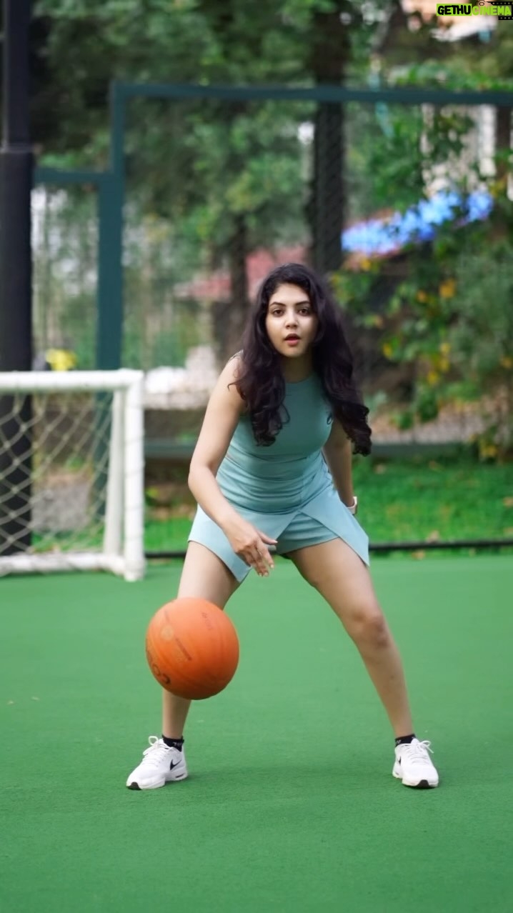 Bindu Gowda - 56K Likes - 📸 neevadare nav olagiro reel-uuuu! 😉 

#bindugowda #reels #kannada #reelsinstagram #reelitfeelit #reelkarofeelkaro #dance
