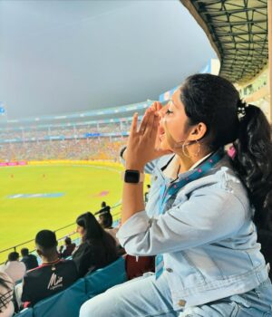 Bindu Gowda Instagram - It always feels special to watch RCB playing in Chinnaswamy✨
RCB Forever ❤️❤️❤️
#bindugowda #rcb #bangalore #royalchallengersbangalore #wpl2024 #picture