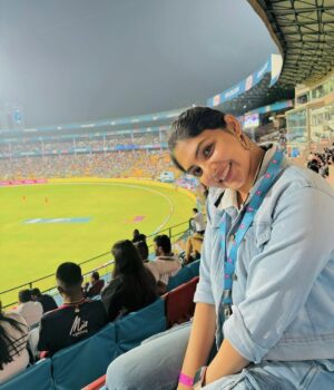 Bindu Gowda Instagram - It always feels special to watch RCB playing in Chinnaswamy✨
RCB Forever ❤️❤️❤️
#bindugowda #rcb #bangalore #royalchallengersbangalore #wpl2024 #picture