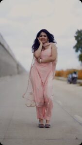 Actress Bindu Gowda HD Photos and Wallpapers August 2024