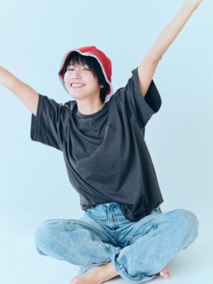 Biru Otsuka Instagram - 【お知らせ】
🔶本日の22:00ぐらいからYoutubeでカウントダウン配信します🎉
良かったら一緒に年越してやってください🫶

🔶本日まで！！
ファンティアの方でセールやってます！！
この機会に是非ゲットしてねん💋
https://fantia.jp/fanclubs/132719/products

--------------------------------------------

今年は色んな昨日を出すことが出来ました♡
写真集もDVDも出すことも出来たし
即売会でも色んな作品作れました！！

DVDも写真集も見てくれたら嬉しいです🫶

来年も色んな作品作っていきたいですね☺️
2026年も応援してやってください🙏

今年出したやつでお気に入りのんあったら教えてくださいな！

#グラビア #フォロー #follow #写真集 #思い出 #競泳水着 #フェチ #cosplay #コスプレ #漂亮 #攝影 #ハイレグ #swimwear #japanesegirl #highleg #漂亮 #ハイレグ #可愛 #赞 #性感 #模特 #粉我 #ญี่ปุ่น #หน #เซ็กซี่ #ส่ง #ชอบ #mer