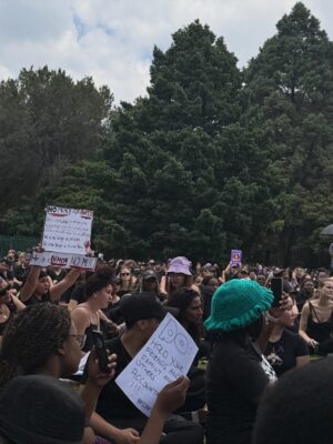 Boity Thulo Instagram - “A nation will never be free until WOMEN are free!” ✊🏾✊🏾✊🏾✊🏾✊🏾💜💜💜💜💜 @womenforchangesa #WomensShutDown #GVBisaNATIONALDISASTER #EndFemicide