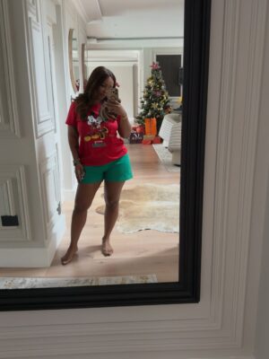 Boity Thulo Instagram - The perfect day. 😍 Merry Christmas, my loves! 🎄❤️