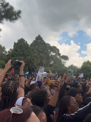 Boity Thulo Instagram - “A nation will never be free until WOMEN are free!” ✊🏾✊🏾✊🏾✊🏾✊🏾💜💜💜💜💜 @womenforchangesa #WomensShutDown #GVBisaNATIONALDISASTER #EndFemicide