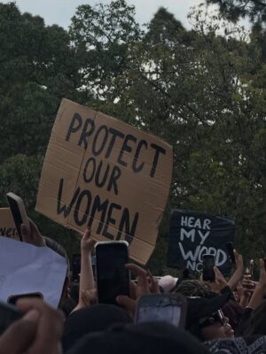Boity Thulo Instagram - “A nation will never be free until WOMEN are free!” ✊🏾✊🏾✊🏾✊🏾✊🏾💜💜💜💜💜 @womenforchangesa #WomensShutDown #GVBisaNATIONALDISASTER #EndFemicide