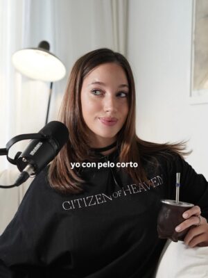 Brenda Di Aloy Instagram - Me quedo con el tercero🤭