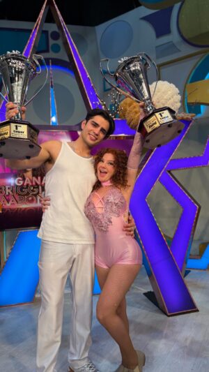 Brigitte Bozzo Instagram - Y los grandes ganadores de #LasEstrellasBailanEnHoy temporada 2025 son @aaronmercury y @briggi_bozzo
