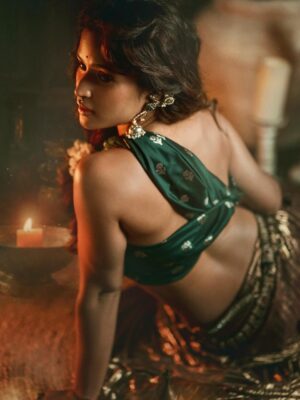 Brinda Acharya Instagram - Endlessly thankful for the love and energy poured into this shoot ✨ Truly blessed to be surrounded by such incredible talent❤️

Stills and Edit: @ponnappa 
Photo retouch: @verocliq.raw 
Costume| Accessories: @laxmikrishnaofficial 
DOP: @ashwinkennedy , @solomon_cruzz 
Video Edit: @subhash_db_02 
Makeup @bms_makeover_studio_ 
Hair @renukapriya09 
Assisted by @vinoda_890 
Haircut and Hair Color: @hairmagixsalonhsr
