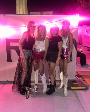 Britney Haynes Instagram - Good Luck, babe! ✨🩷👯‍♀️👯‍♀️