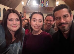 Brooke Elliott Instagram - Season 4 Christmas Episode... In an attempt to take sweet pics, a photobomb frenzy ensued. I love this cast so much. Never change. Also a special shoutout to @heatherheadley and her beautiful voice in this episode. #jonbridell #christmasismyfavorite #merrymags
