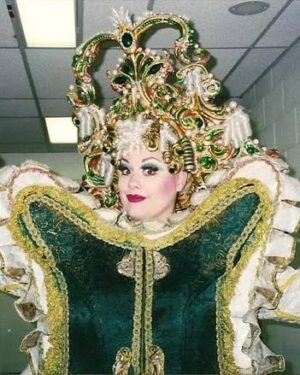 Brooke Elliott Instagram - Flashing back to my Broadway days, pre Sweet Mags/Drop Dead Diva.  Disney’s Beauty and the Beast will always be significant to me because it’s the show that gave me my Equity Union card and it was my 1st Broadway tour.  I got to wear these beyond amazing costumes for 2 1/2 years! 
#TBT
#sugarbowlbevel 
#mrspottspoursitout 
#madamewardrobe
#givingvillagepeople