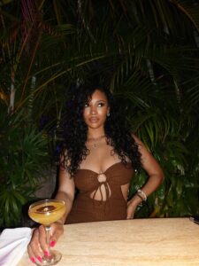 Actress Brookliyn Wren HD Photos and Wallpapers December 2025