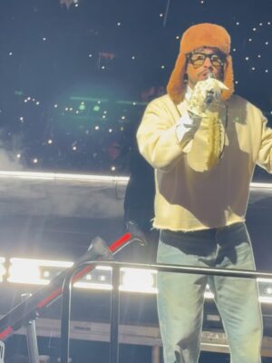Brunella Horna Instagram - Vimos a Benito 🤍🫶🏼
@badbunnypr