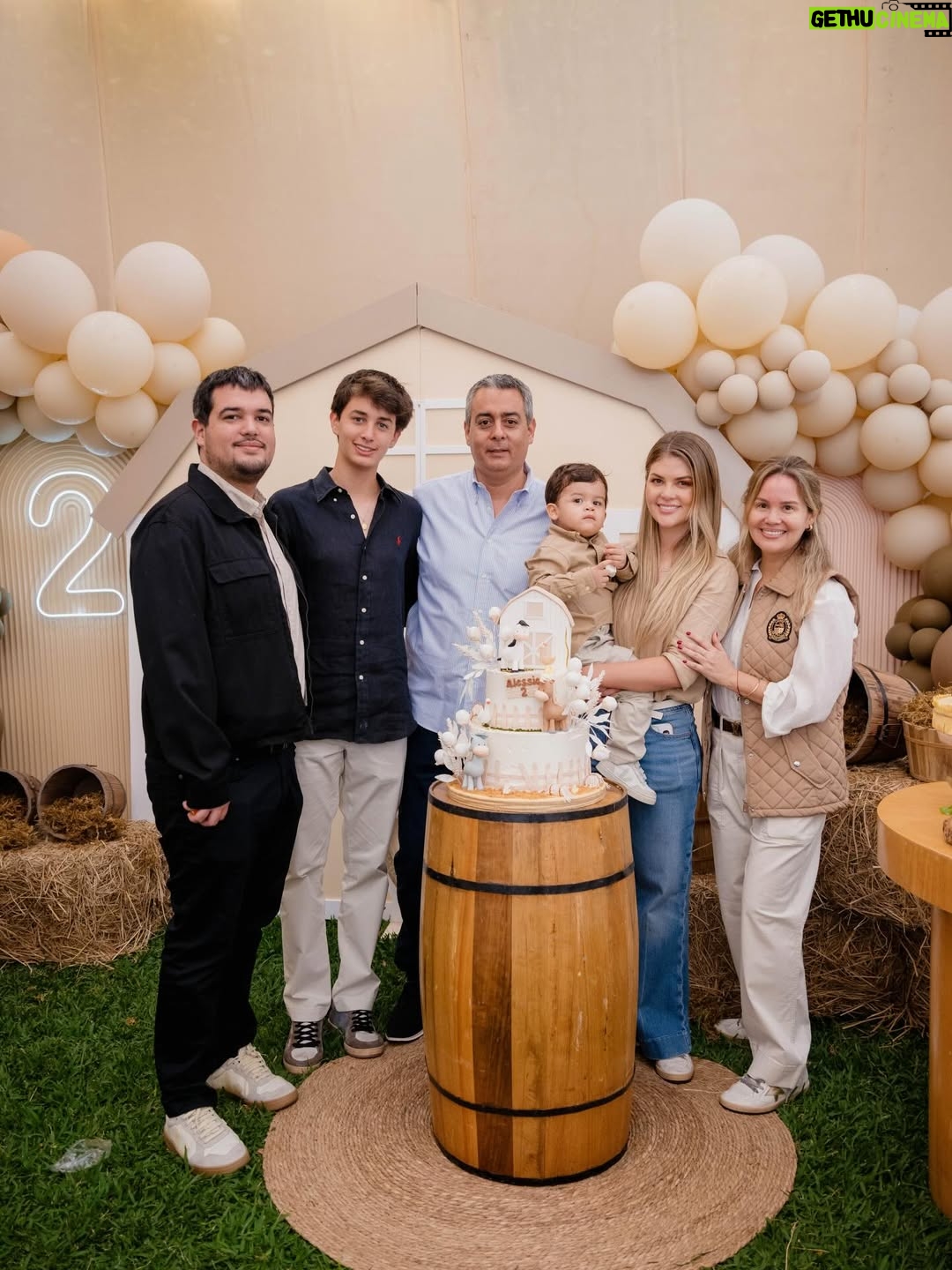 Brunella Horna - 43K Likes - 2 años de Alessio con sus amigos del nido y familia 🤍🫶🏼✨