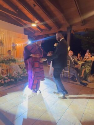 Bukky Wright Instagram - My heart is filled with Joy ā¤ļøā¤ļøā¤ļøā¤ļø Thank you #EniolaandSara #Happymarriedlife