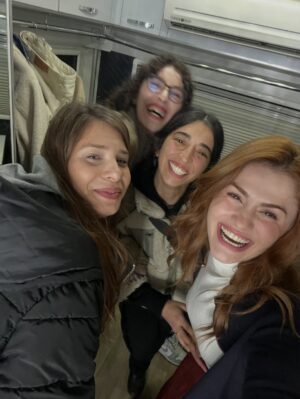 Burcu Cavrar Instagram - 🫂Bizimkiler