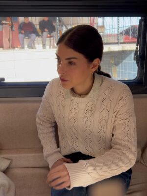 Burcu Cavrar Instagram - 🫂Bizimkiler
