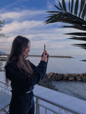 Burcu Cavrar Instagram - Bizim dump sevdası😝