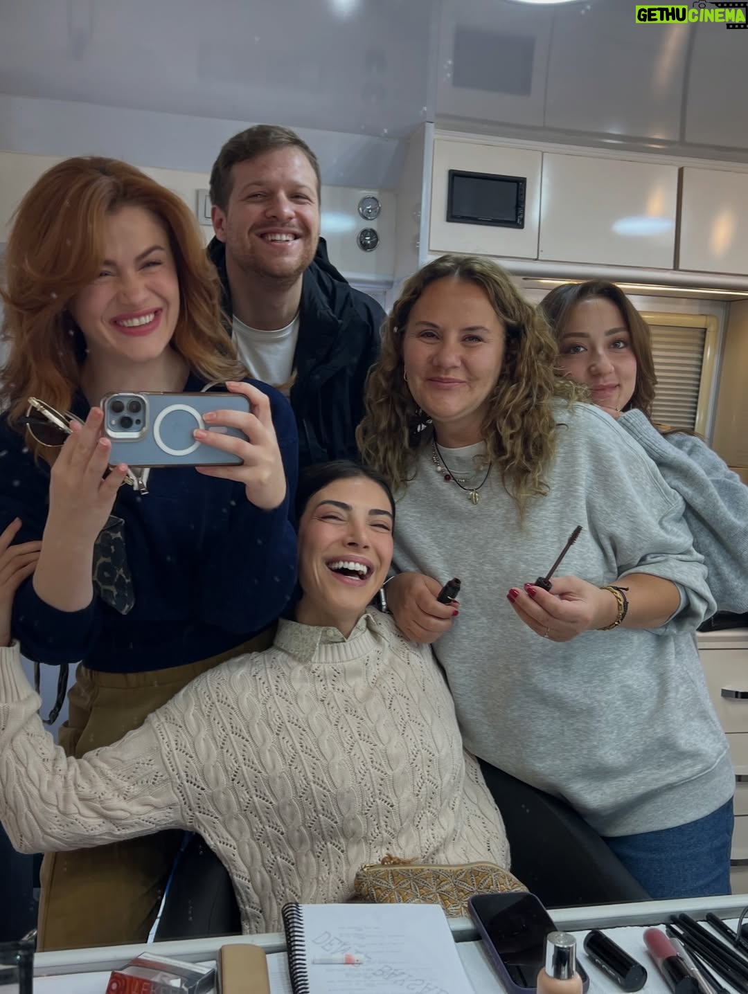 Burcu Cavrar - 160.5K Likes - 🫂Bizimkiler