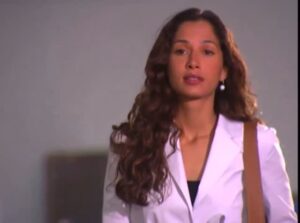 Camila Pitanga Instagram - Que privilégio ter feito parte do universo criado por você, Maneco.
Essa cena, essa fase… tudo vive em mim até hoje.
Descanse em paz querido.