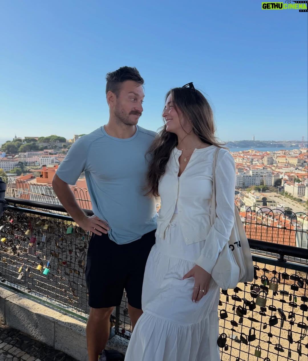 Camille Dufresne - 1K Likes - Souvenirs du Portugal 🇵🇹 ☀️