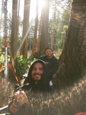 Camille Felton Instagram - Goodbye summer 2025 
🏄‍♀️🪩🍸👯🌊🌞 ✈️