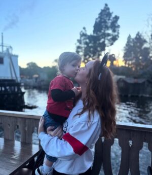 Camryn Grimes Instagram - He got to go to “Mickey’s House” and I got to be in photos with my son. Wins all around, thanks @disneyland!
