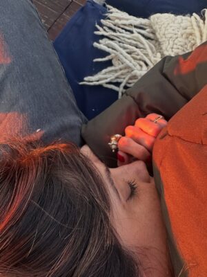 Candelaria Molfese Instagram - Alo!!!! Esta escapada sí que valió la pena ! Estuve en @carmeloresortandspa 
Y no puedo creer lo lindo que es !!! Tengo un notición para darles! Ustedes también pueden ir ! Con el código “cande30” todos los que escriban esta semana (es decir hasta el domingo 17) tienen el 30% de descuento en su estadía para los meses de “ agosto, septiembre y octubre”  pueden hacerlo al teléfono  598 91 694 511
Yo se lo que les digo les va a encantar !!!! Es un sueño!!!! 
Yo lo disfruté full romántica pero hay para todas las opciones !!!