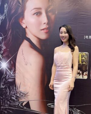 Candy Yuen Instagram - Enjoy the moment and let it shine 🥂🥳✨ #show #tour #backstage #candid