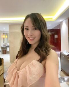 Actress Candy Yuen HD Photos and Wallpapers May 2025