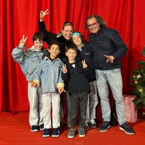 Carla Andrino Instagram - Viemos ao Circo ❤️ #gratosavida #henriqueoprimeiro #manuelosegundo #antoniooterceiro #vascooquarto @circovictorhugocardinali