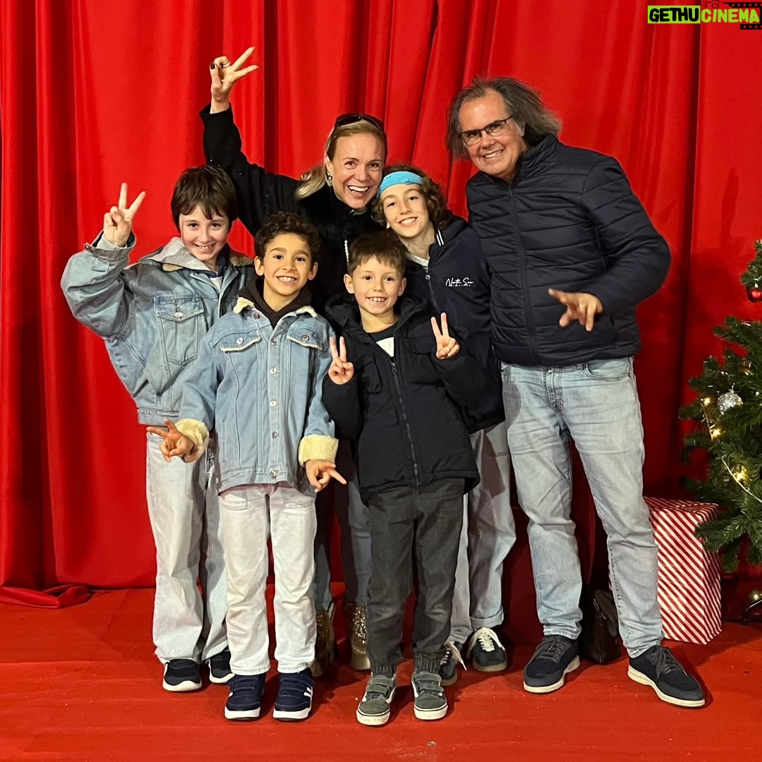 Carla Andrino - 1K Likes - Viemos ao Circo ❤️ #gratosavida #henriqueoprimeiro #manuelosegundo #antoniooterceiro #vascooquarto @circovictorhugocardinali