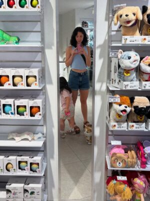 Carla Baratta Instagram - De vuelta a mi hogar. Mi dulce hogar.