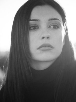 Carla Díaz Instagram - 🖤🤍
